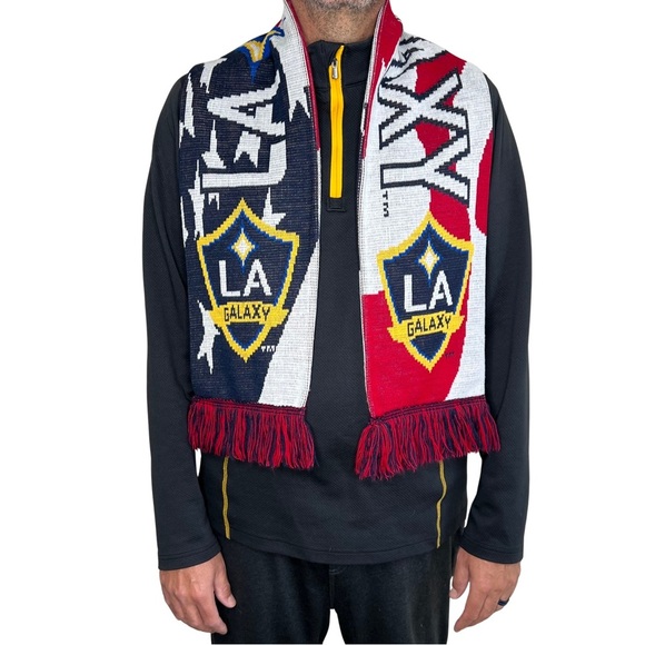 RARE LA Galaxy Crest Scarf Fringe Los Angeles Soccer Team Winter Knit Red Blue - Picture 14 of 14